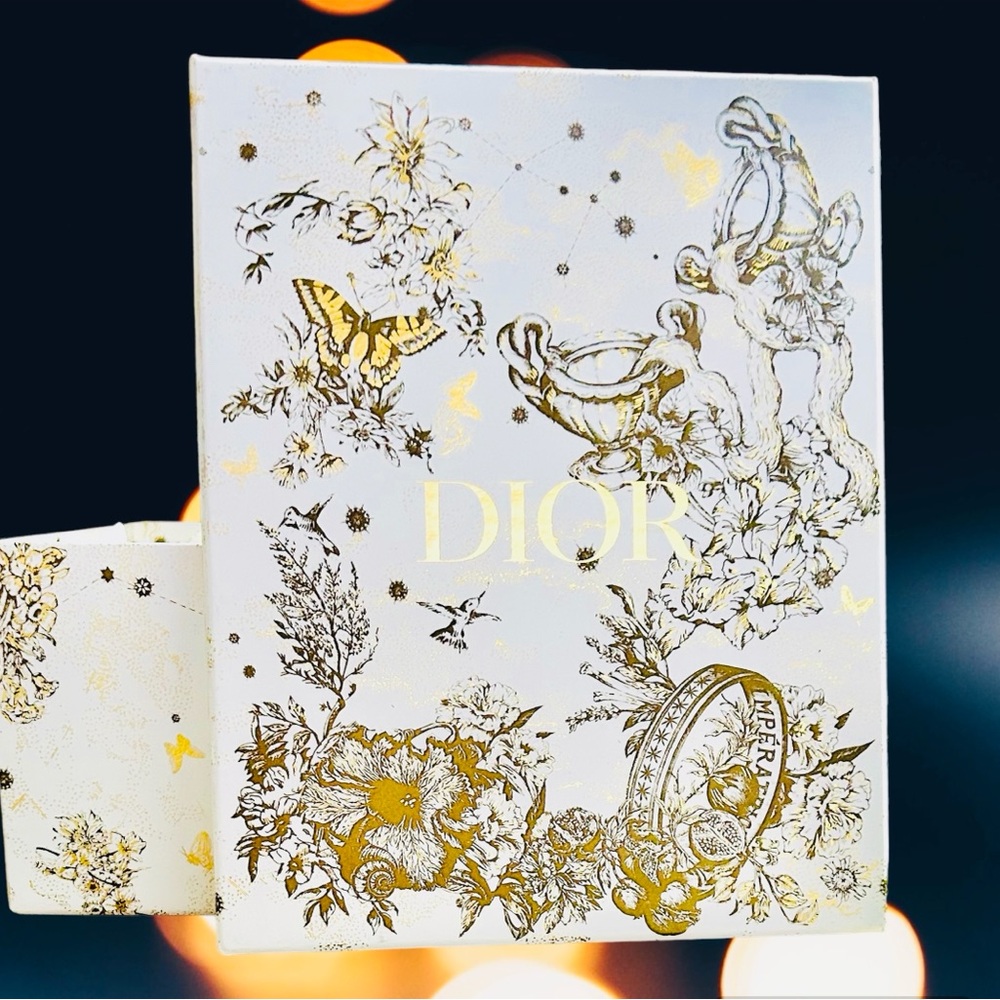 DIOR KEEPSAKE BOX Gold designs and white